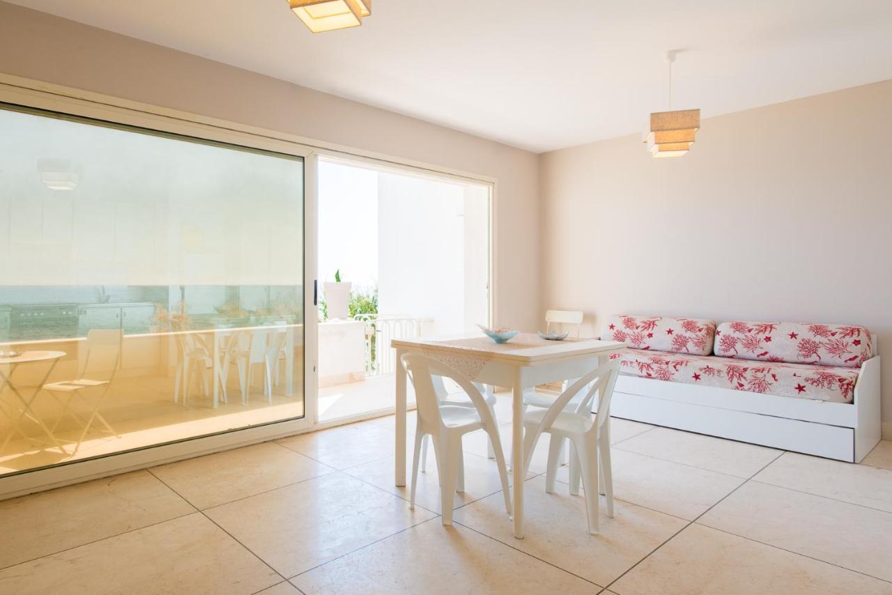 Beach Studios Con Accesso Diretto Alla Spiaggia Torre Pali Luaran gambar
