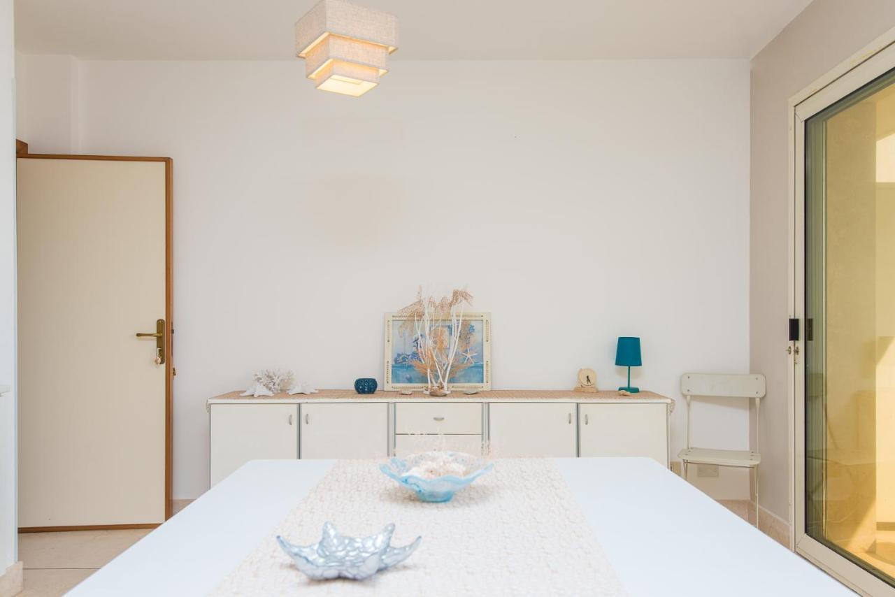 Beach Studios Con Accesso Diretto Alla Spiaggia Torre Pali Luaran gambar