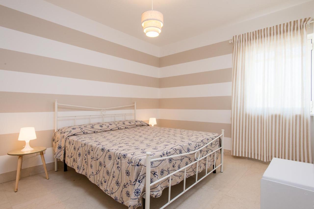 Beach Studios Con Accesso Diretto Alla Spiaggia Torre Pali Luaran gambar