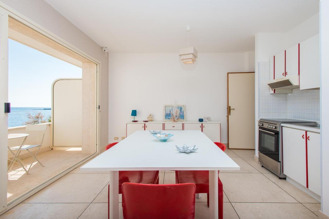 Beach Studios Con Accesso Diretto Alla Spiaggia Torre Pali Luaran gambar