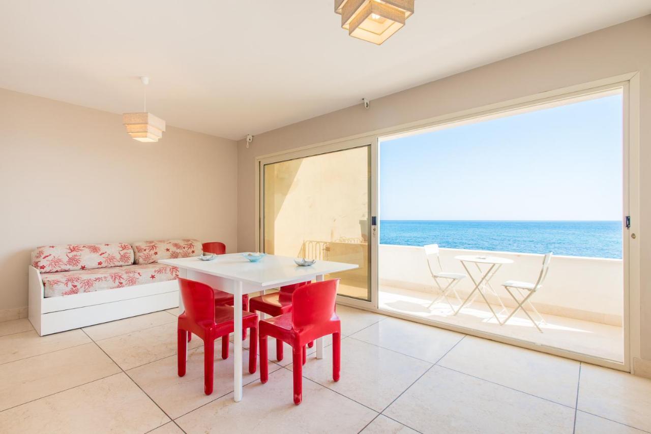 Beach Studios Con Accesso Diretto Alla Spiaggia Torre Pali Luaran gambar